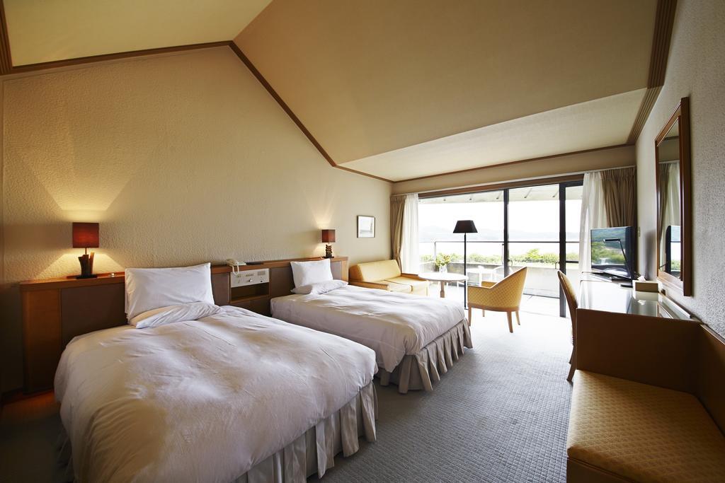 Hotel Anaga Minamiawaji Екстериор снимка
